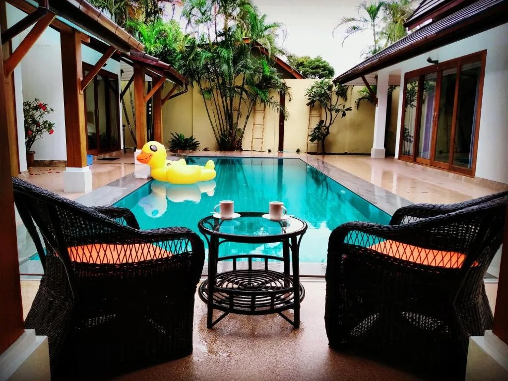Orange Palm Pool Villa