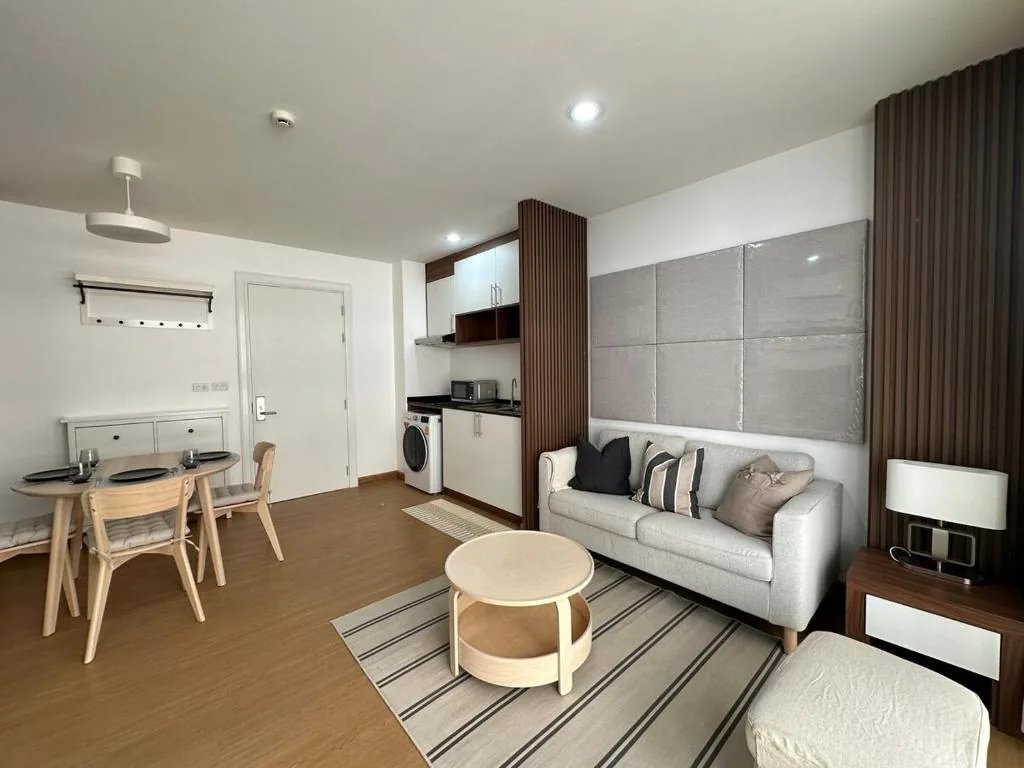 6Th Avenue Sukhumvit BKK Two Bedrooms BTS Asok Nana MRT Sukhumvit