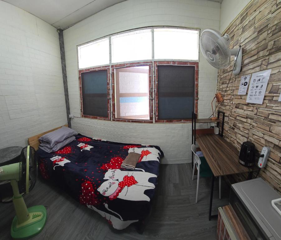 206 Lovely Room with Cool Fan with Full Amenities &