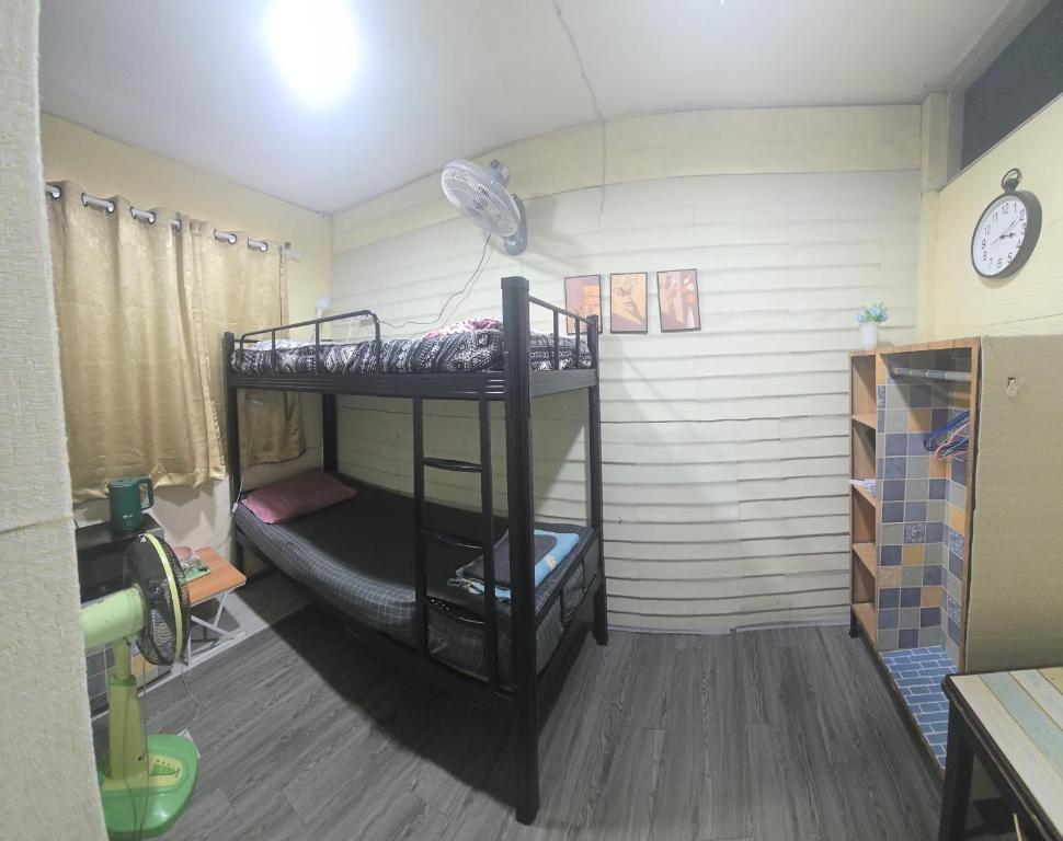 202 Spacious Bunk Beds with 2 Breezy Fans And