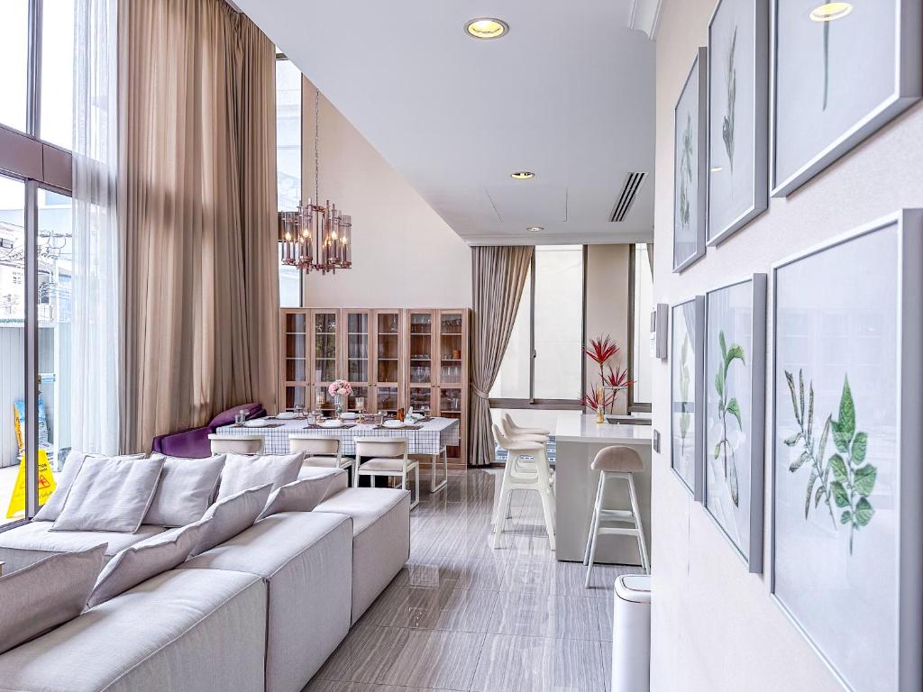 Sukhumvit-Thonglor Luxury Pool Club Villa Mins to BTS