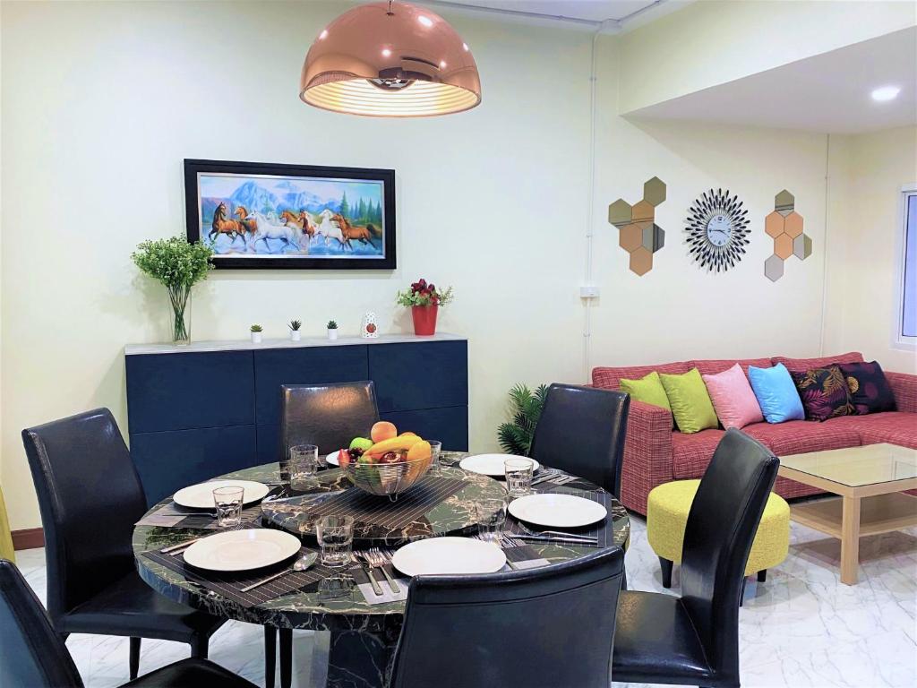 Four-6 Bed