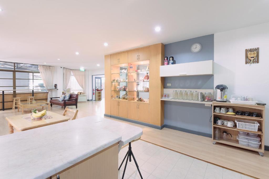 Baan Su Hostel