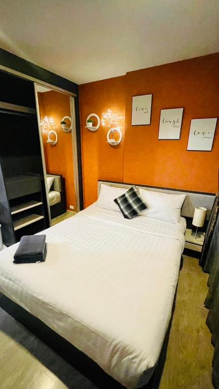 The Base Central Pattaya 290 by Numam