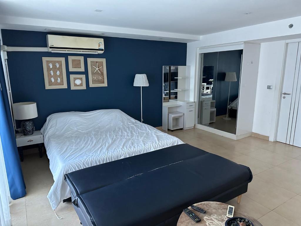 Large Studio Room