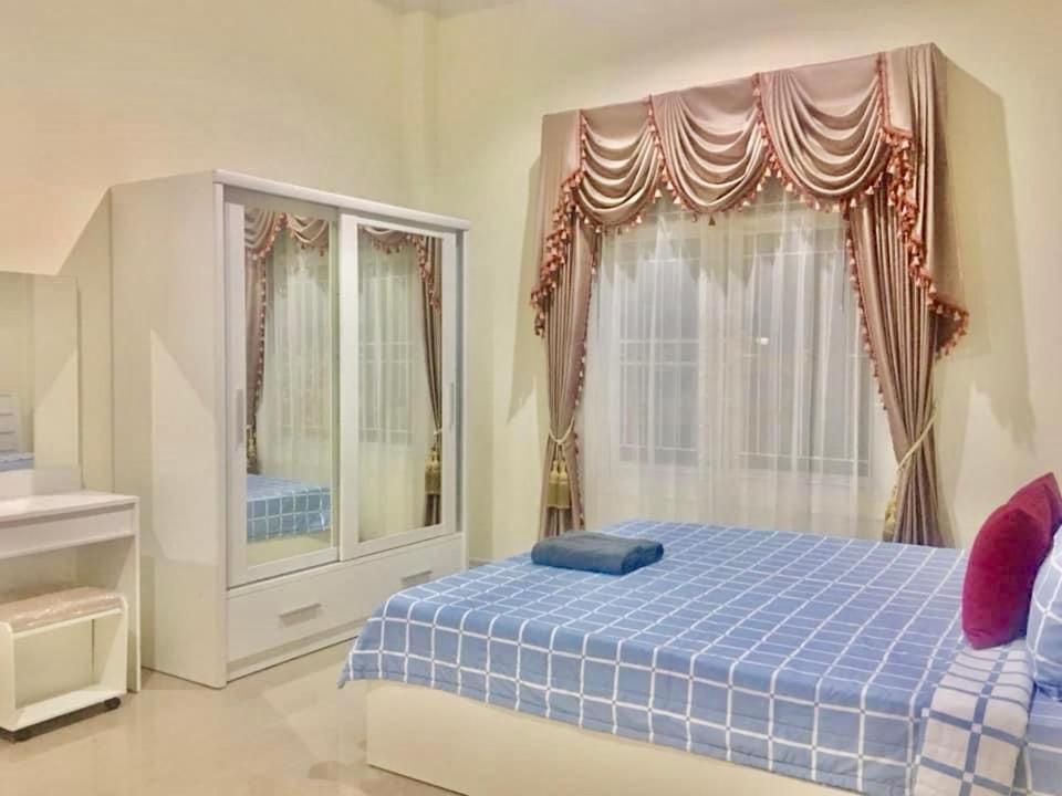 Saen Rak Homestay Sattahip