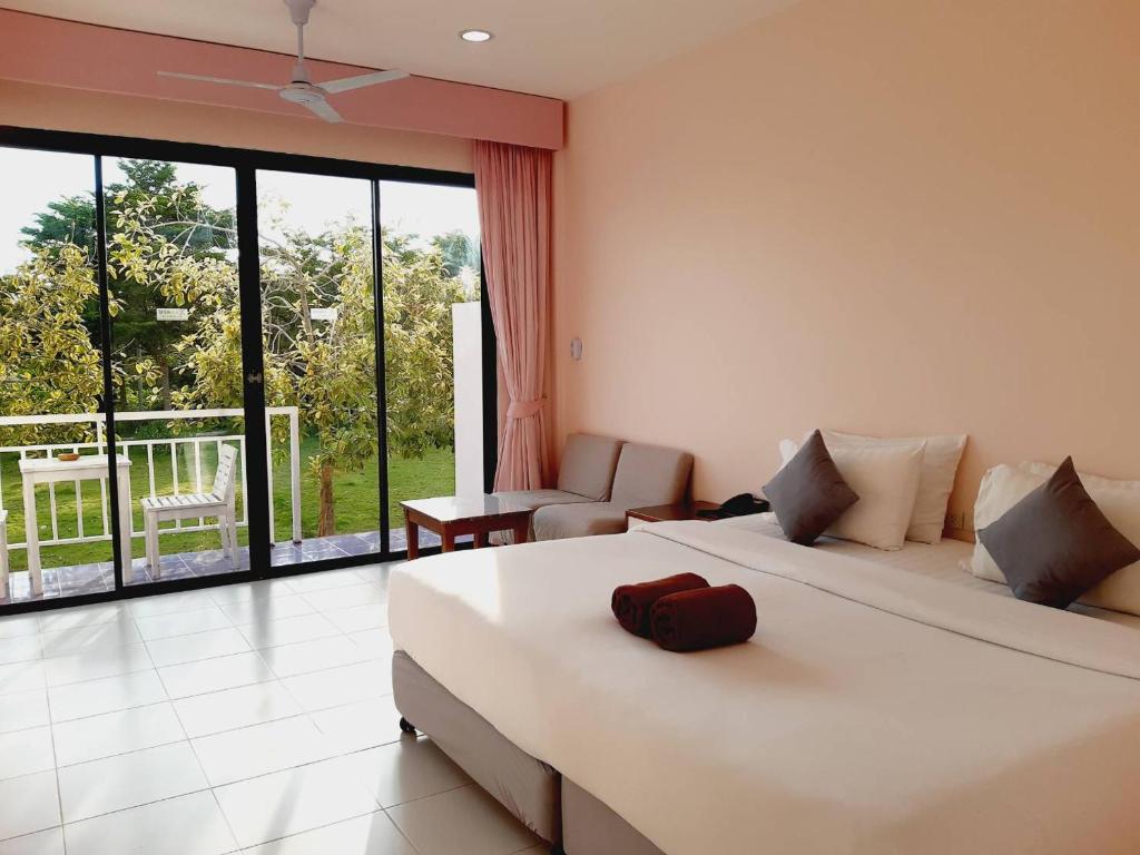 Xanadu Beach Resort
