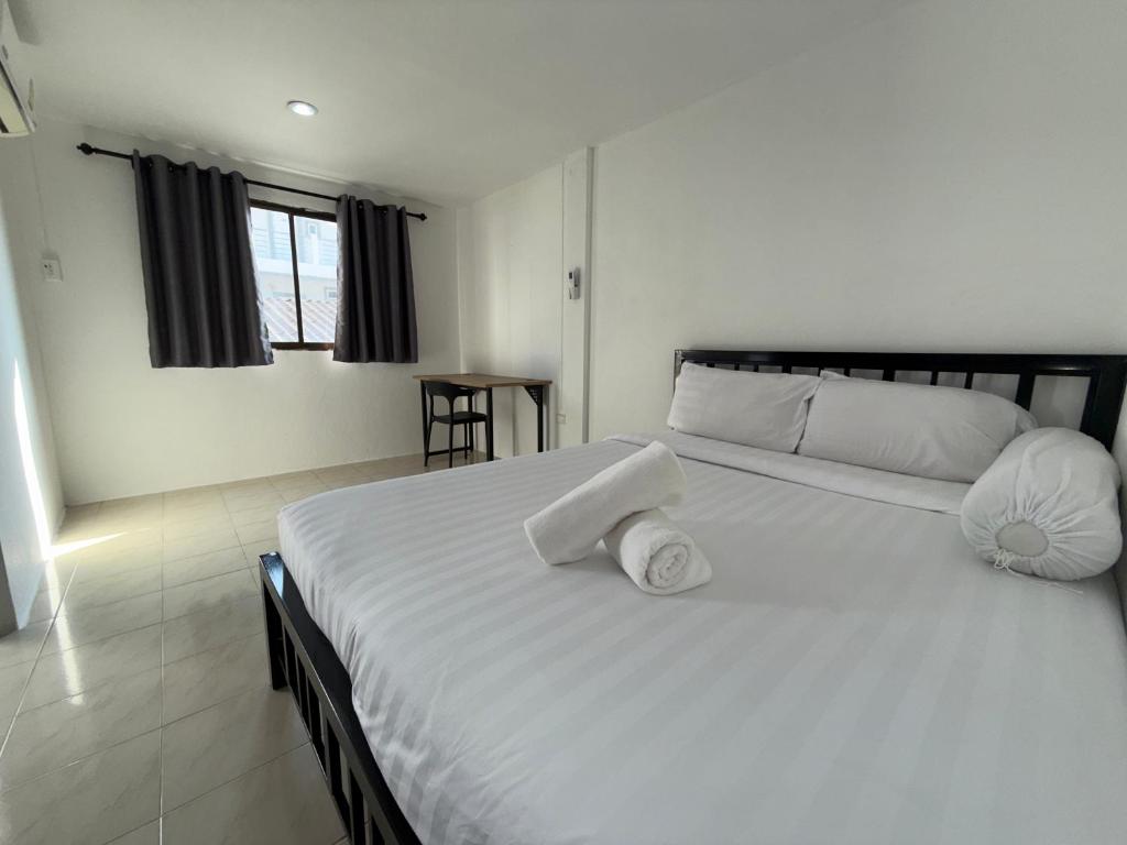 Patong Canal Villa 308