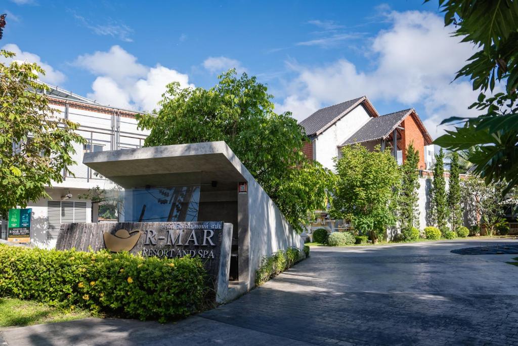 R-Mar Resort and Spa Patong Phuket