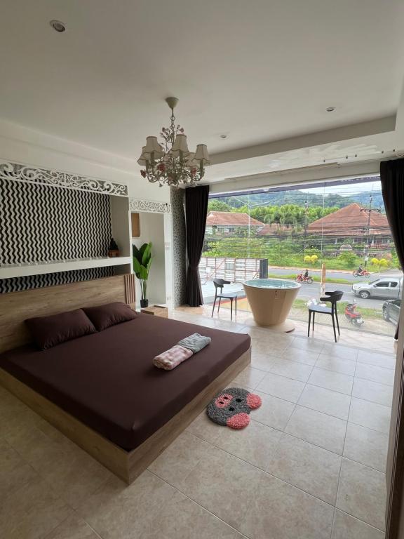 Petunya Room 1