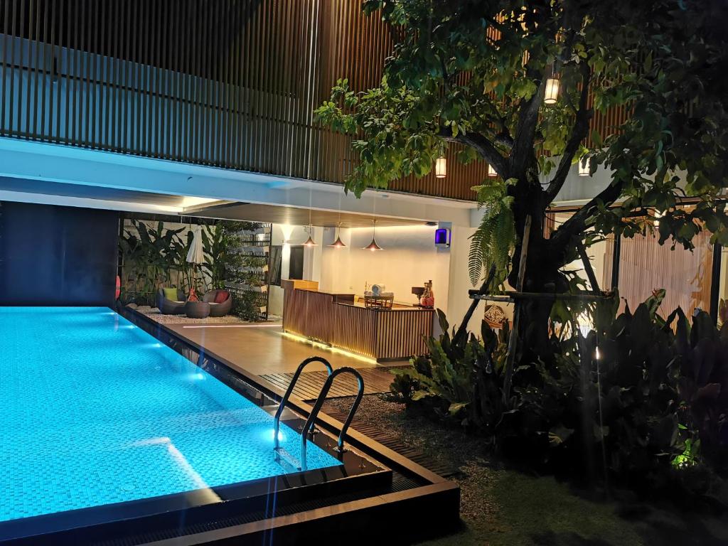 M5 Hotel
