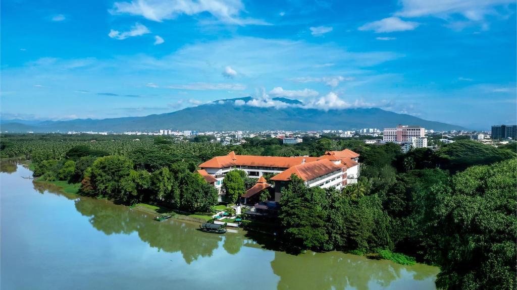 Rati Lanna Riverside Spa Resort