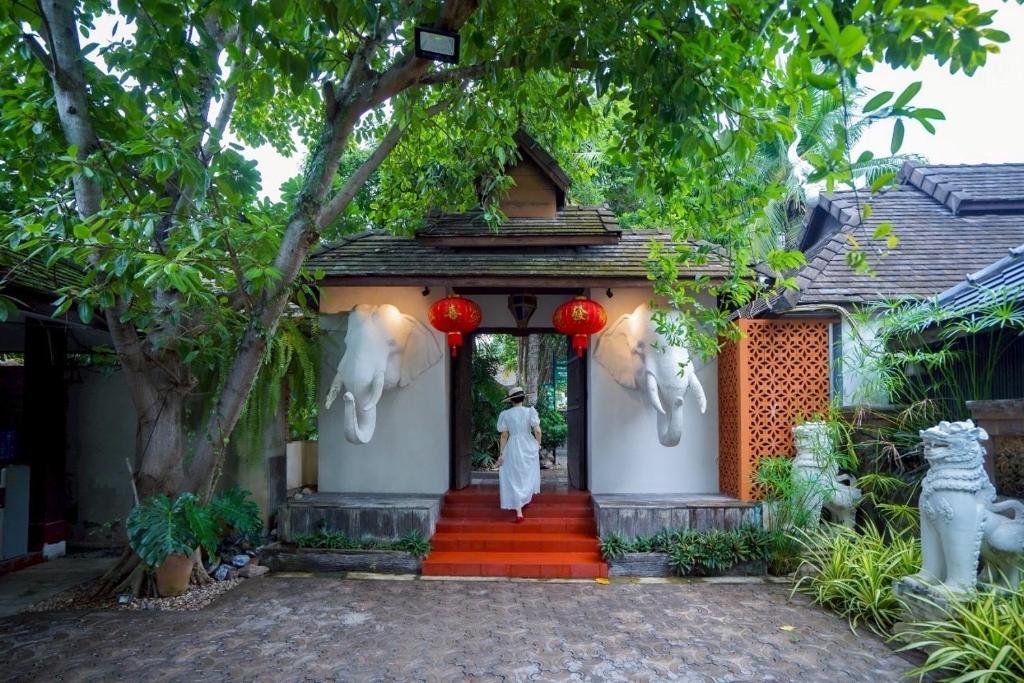 Laan Mai Fai Chang Resort