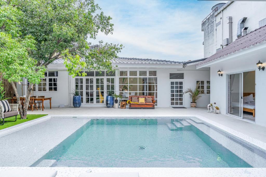 Aphrodite Pool Villa