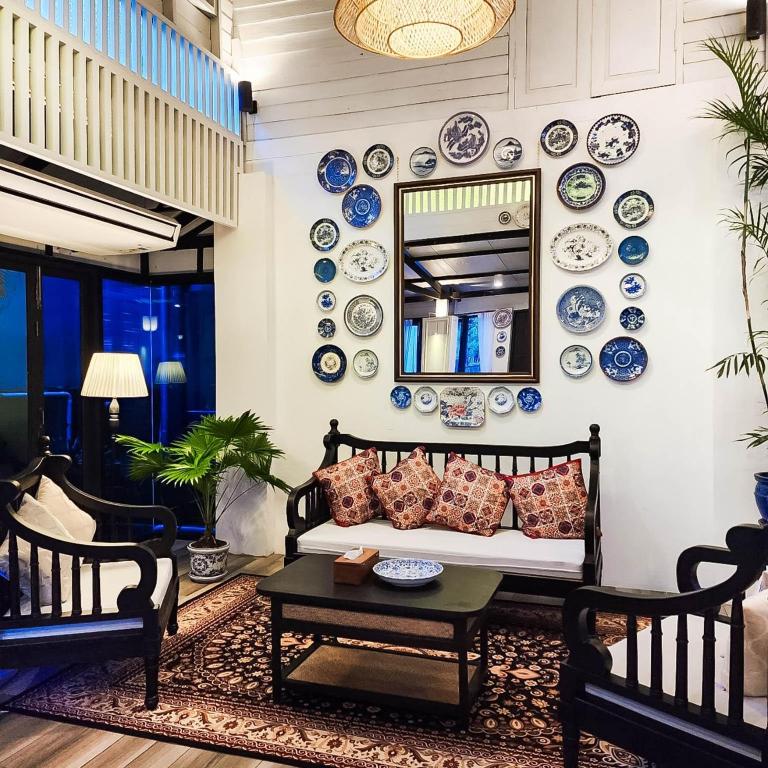 Siraburi Boutique at Center of Old Town