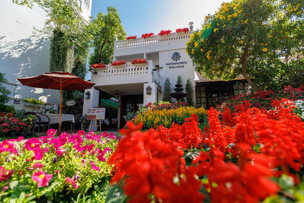 Rachamankha Flora House