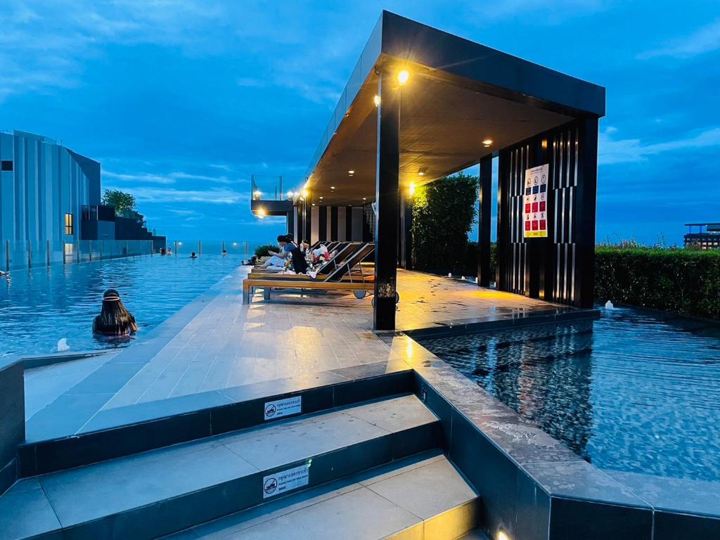 The Base Central Pattaya 1005 by Numam
