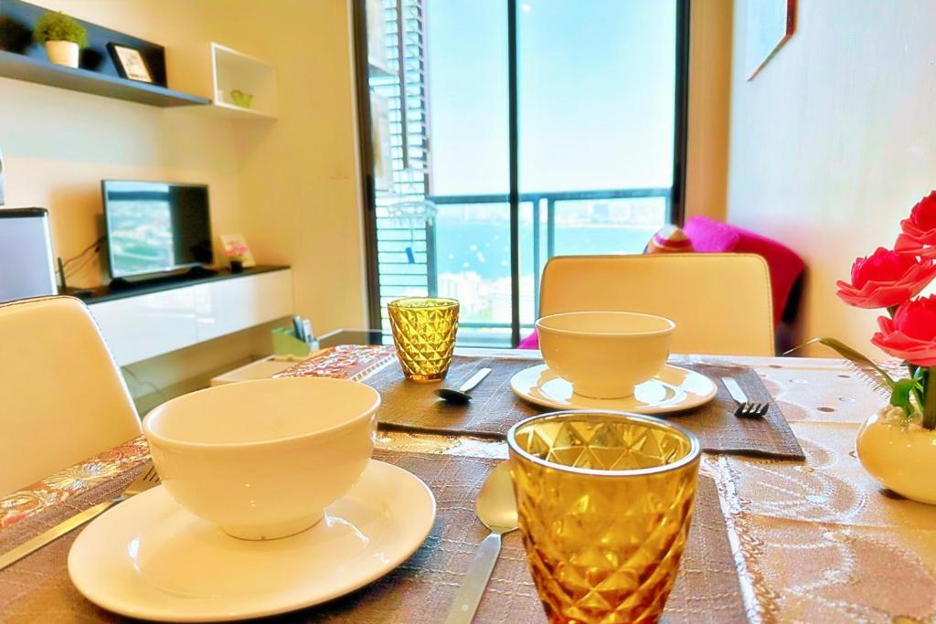 Unixx City Center High Floor Amazing Sea View05