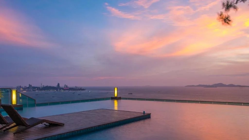 Wong Amat Tower by Peter