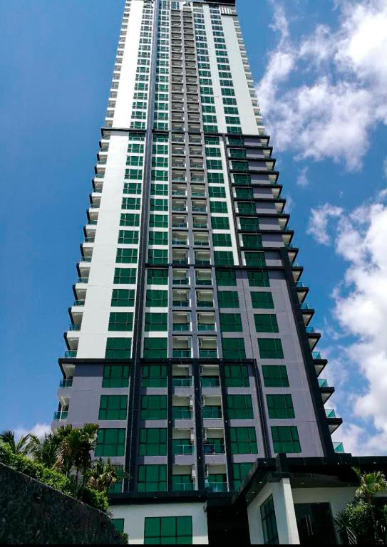 Dusit Grand Condo View Low Floor