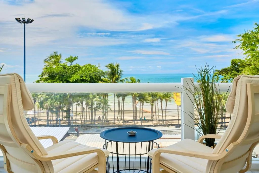 Luxurious Apartment on Jomtien Beach Road