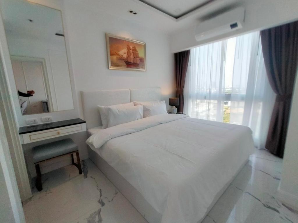 The Empire Jomtien KZi2205