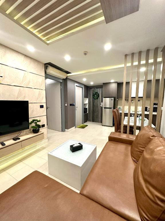 The Prim Grand Condo Wongamat N103