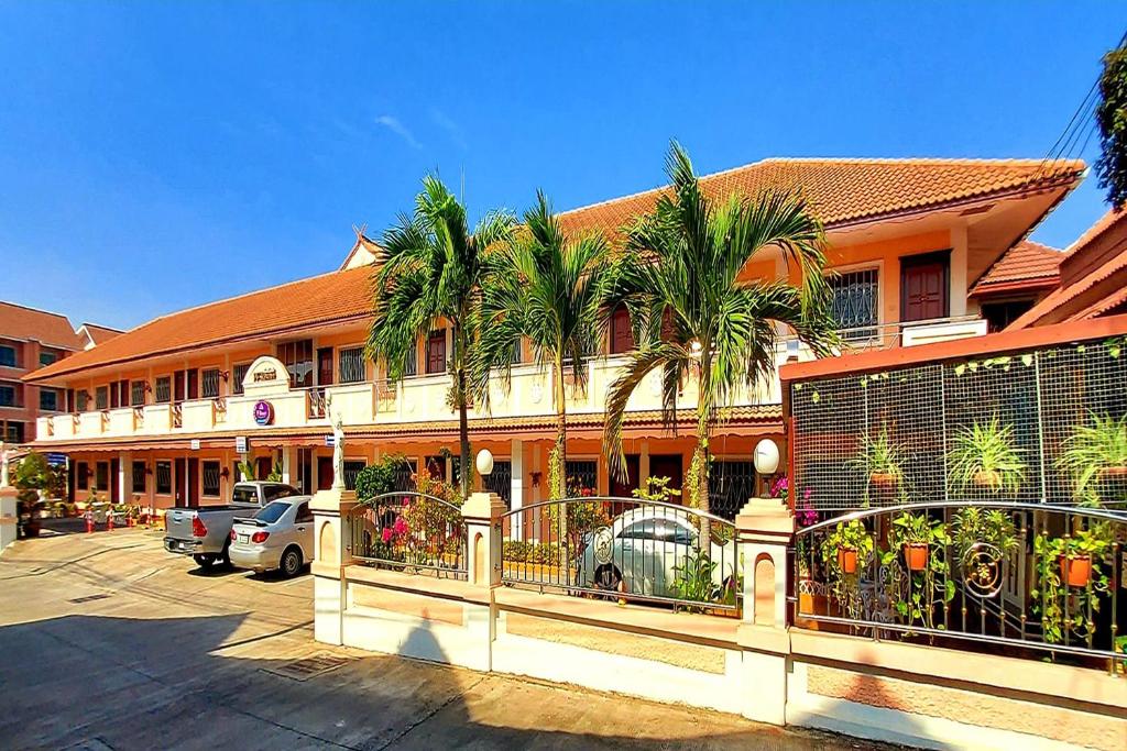 Pf Resort