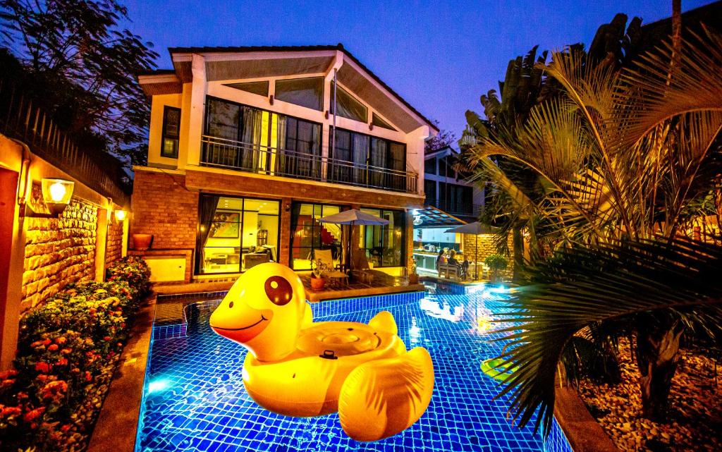 4Poolvillas