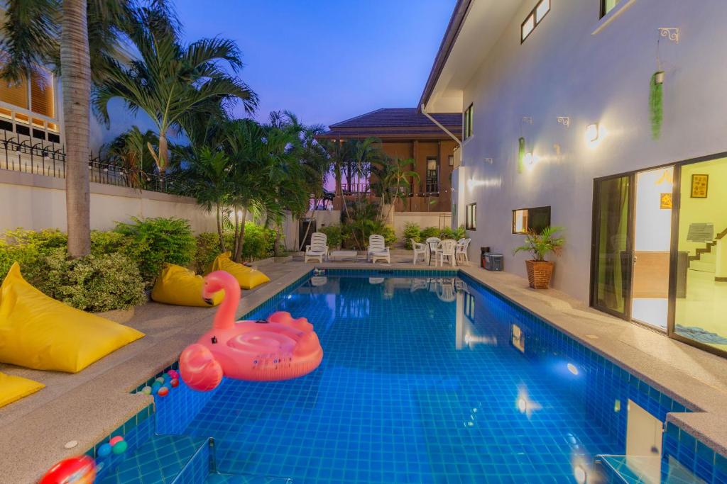 Luxury Pool Villa