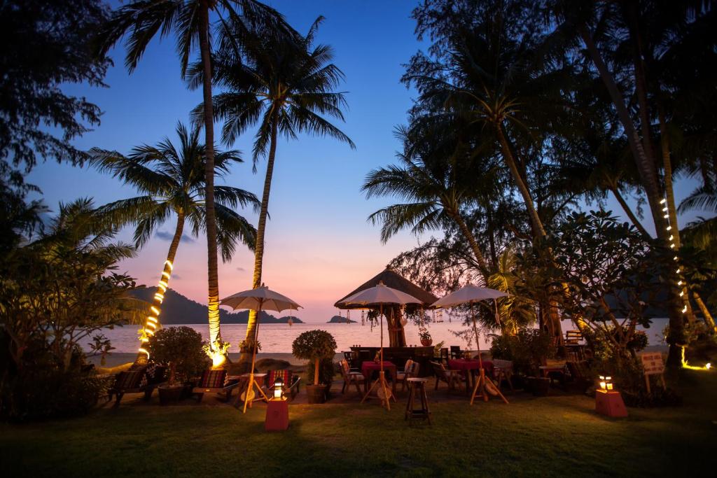 Little Sunshine Boutique Beach Resort