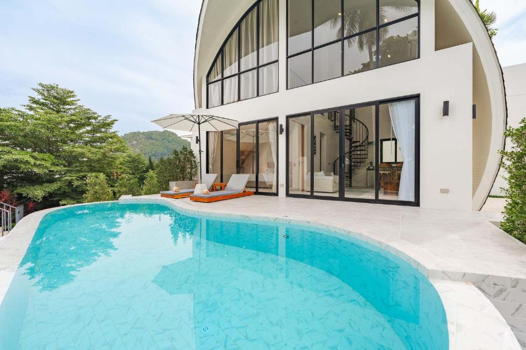 Staylar Sunrise Palms 2