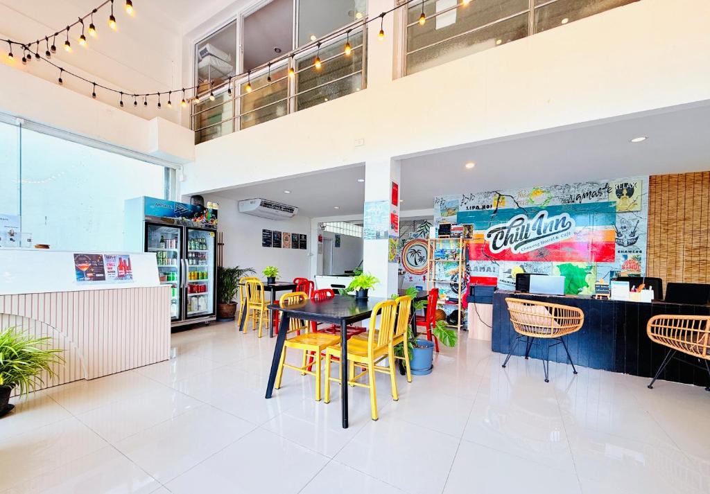 Chill Inn Chaweng Hostel and Cafe