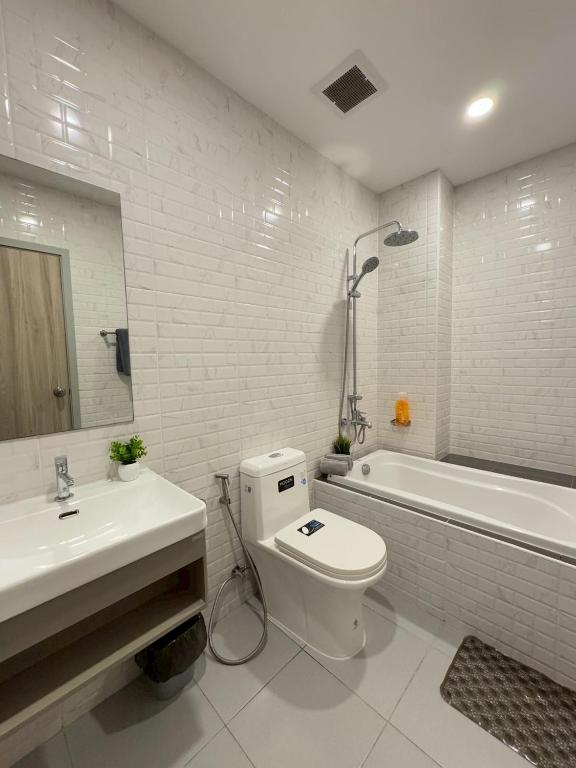Right Apartment by Goody