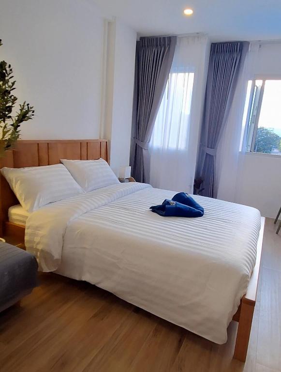 Anyamanee Condo or Sport Villa