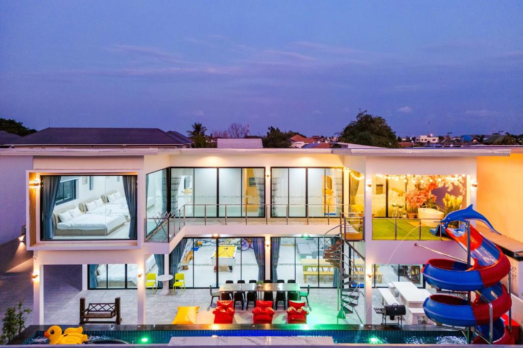 P Henry&App2 Poolvilla Huahin