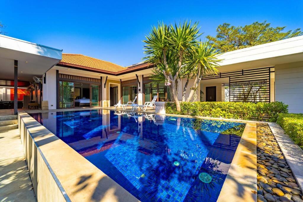 Pool Villa in Great Location! Bub