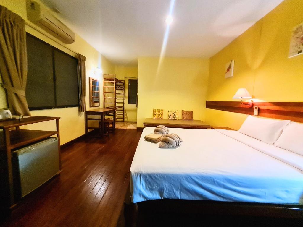 Sea Scene Resort