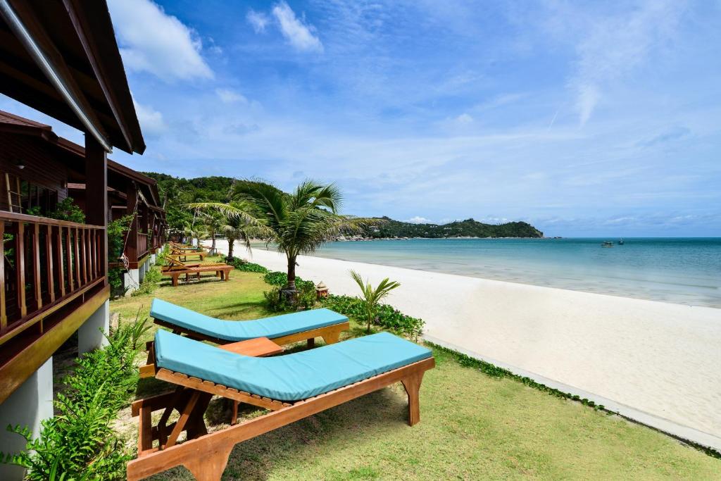 Ping Chan Koh Phangan Beachfront Resort