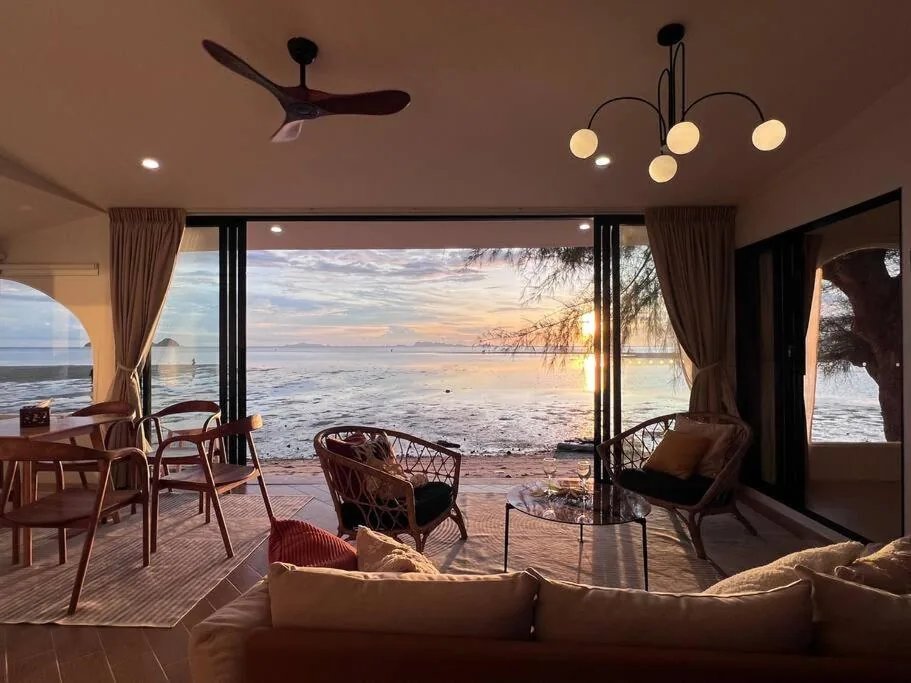 Villa Beach Front Baan Chom-Ley Boutique Villa