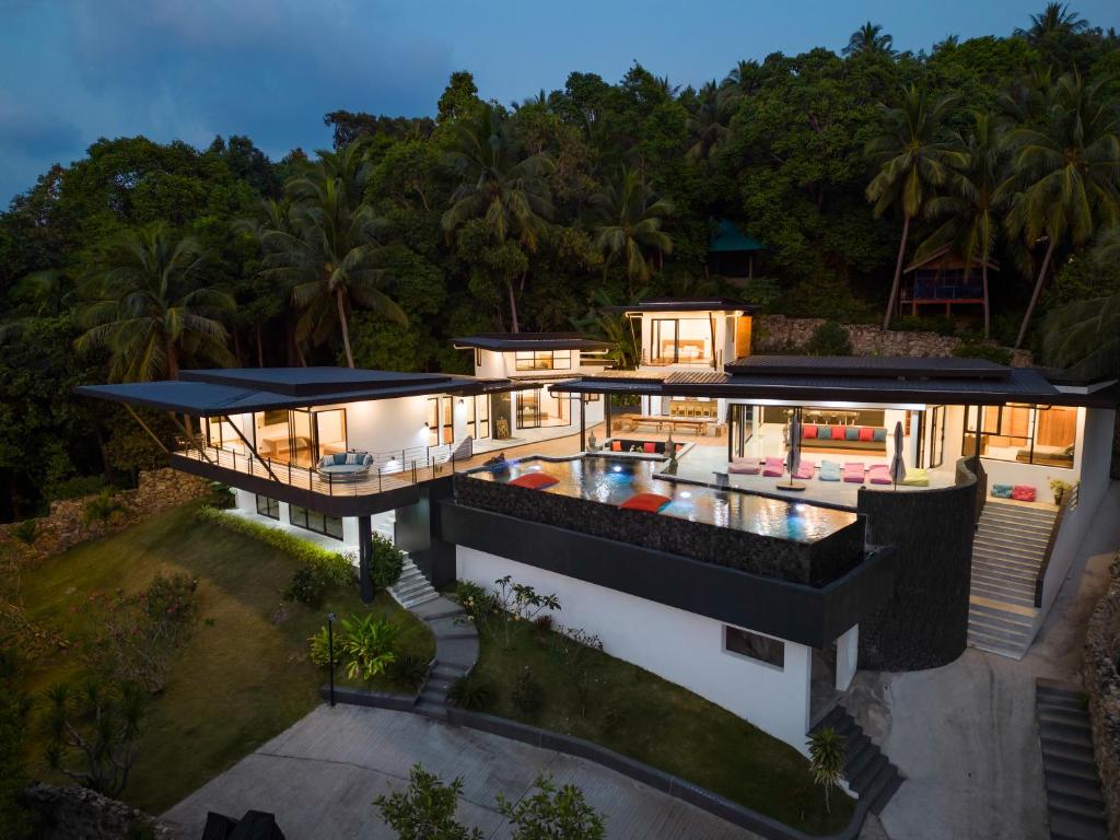 Infinity Villa 600 M2 Sea View