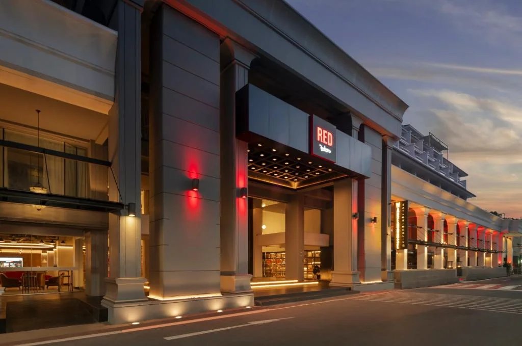 Radisson Red Phuket Patong Beach