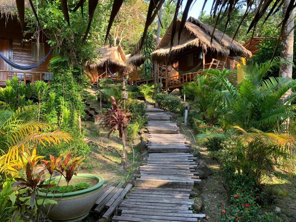 Little Eden Bungalows