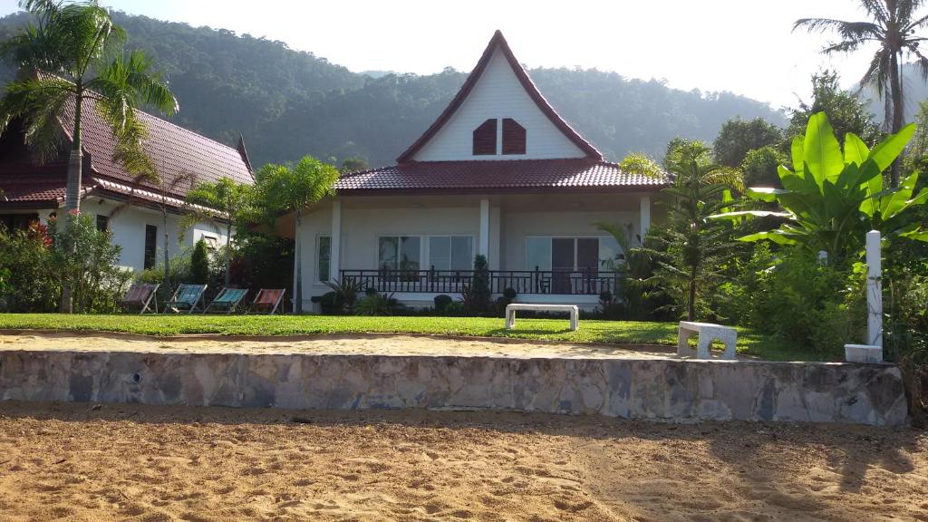 Peony Villa
