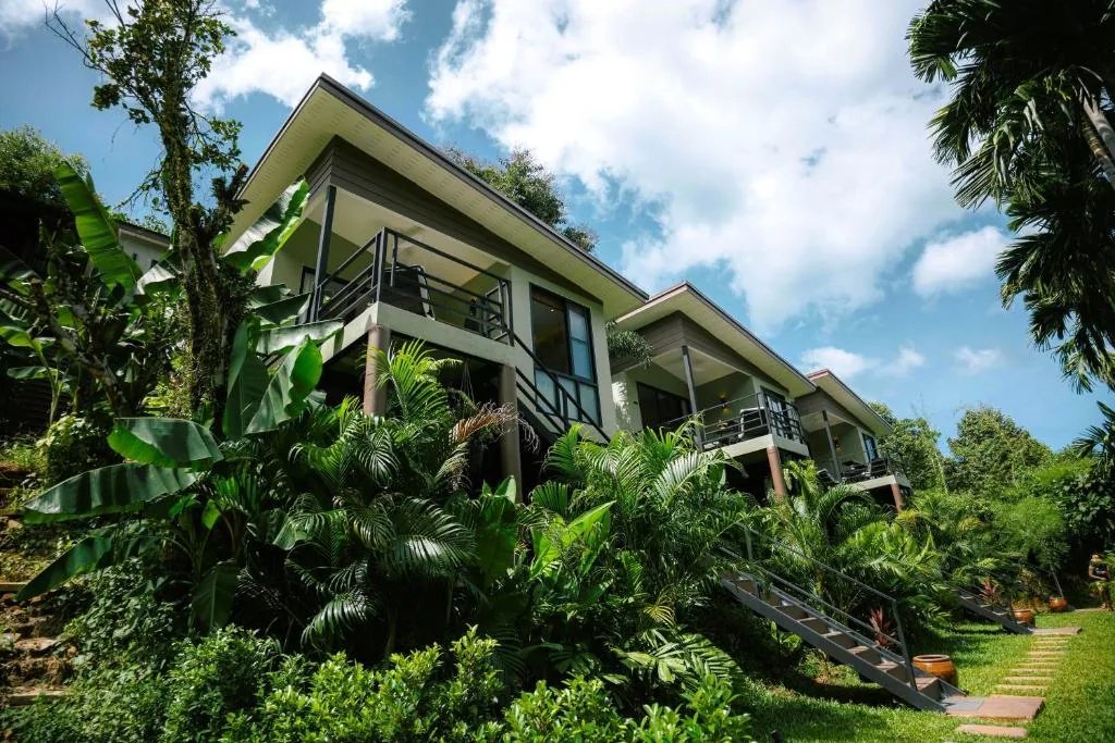 Kai Bae Balcony Hills Bungalows Koh Chang