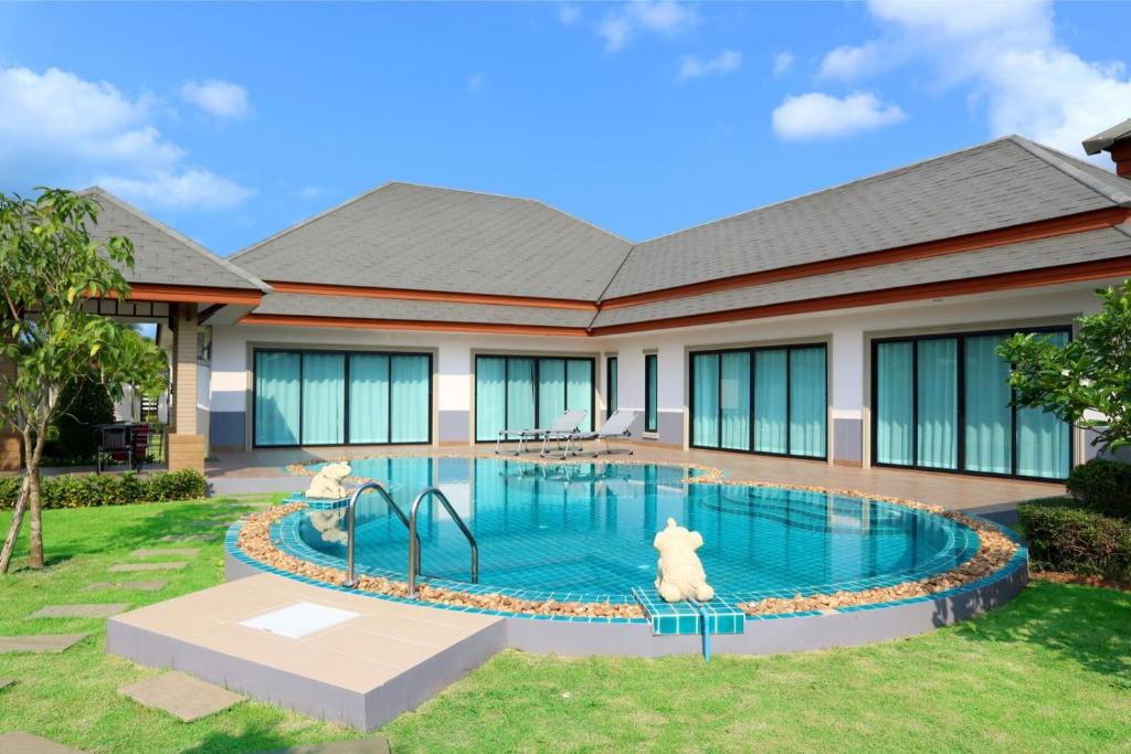 Dusit Garden Large Pool Villa