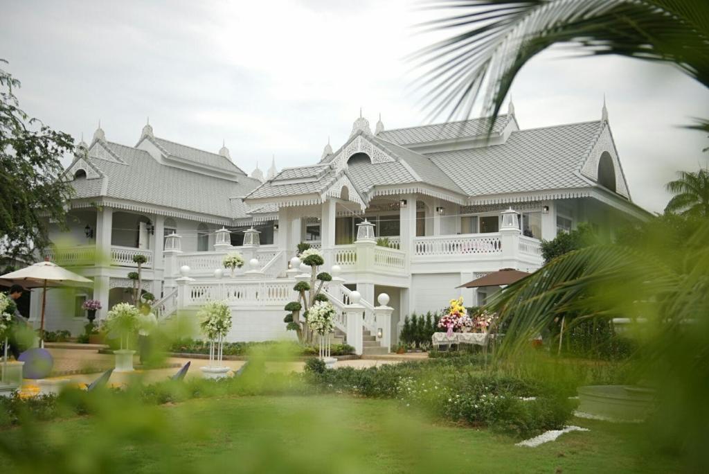 Nirva Nan House