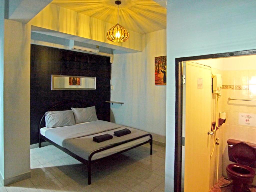 Mam's House Khaosan